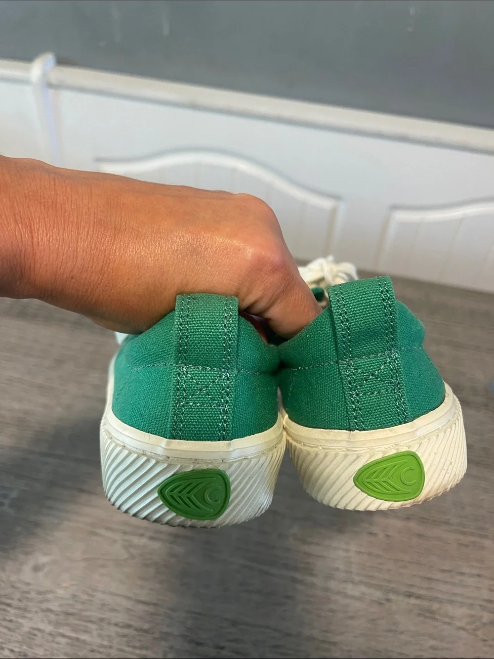 CARIUMA OCA LOW GREEN CANVAS SNEAKERS 6 US 36.5 EU